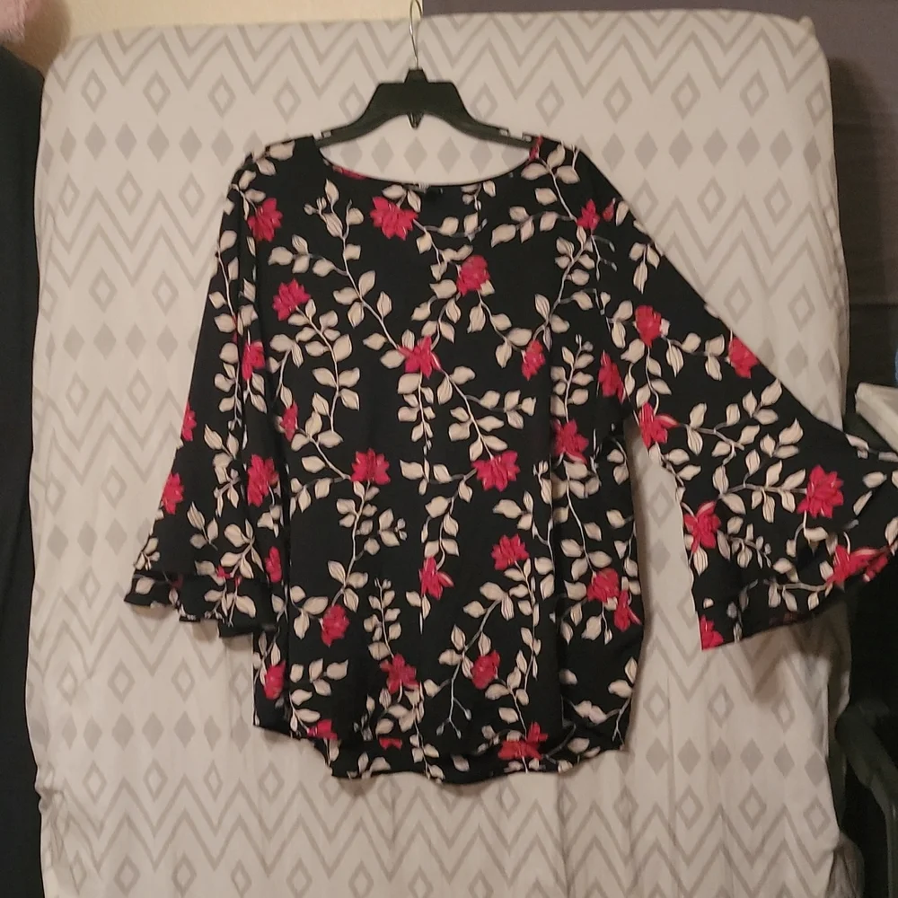 Blouse - Picture 1 of 1